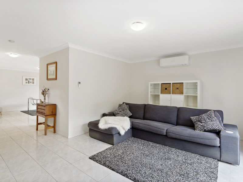 2 / 2 Cornelian Street, Scarborough