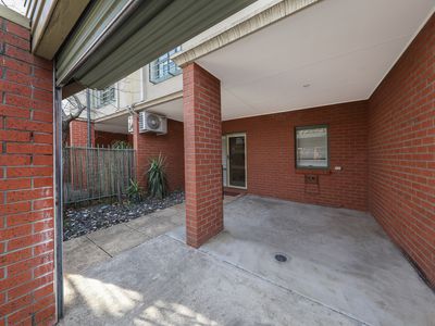 98 Kynoch Lane, Maribyrnong