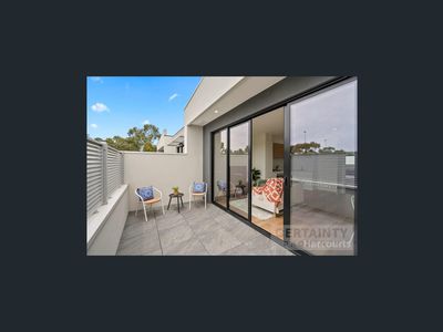 2 / 27 Gresford Road, Wantirna