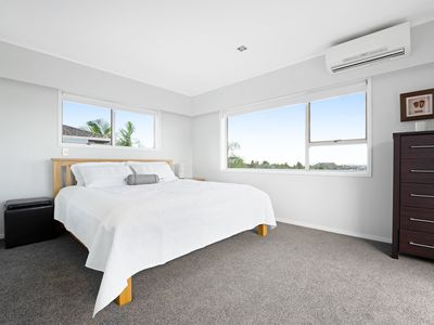 52 Chelsea View Drive, Chatswood