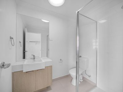 5 / 44 Maywood Road, Manor Lakes