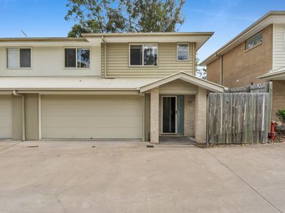 10 / 17 Bruce Lane, Camira