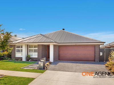 40 Honeybee Crescent, Calderwood