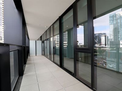 304 / 11 Bale Circuit, Southbank
