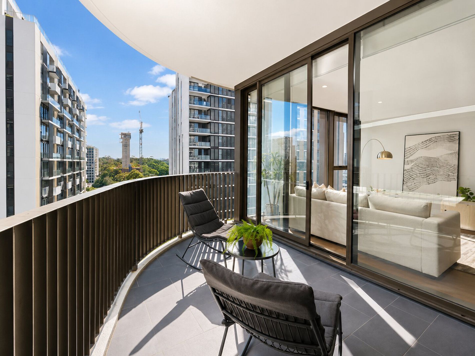 B1202 / 80 Waterloo Road, Macquarie Park