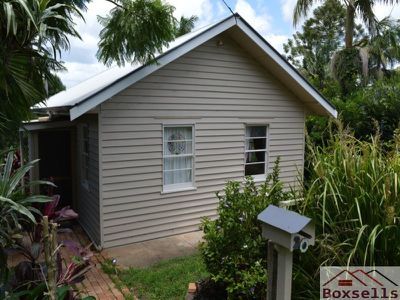 2 Tamarind, Maleny