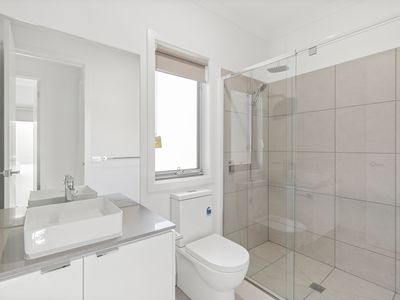 27 Nubeena Crescent, Donnybrook