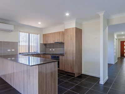 5 Sidney Court, Logan Reserve