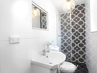 7 / 8 Avona Avenue, Glebe