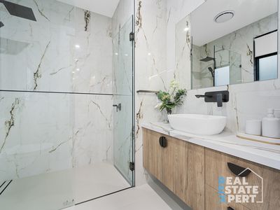 13 Drummond Drive, Berwick