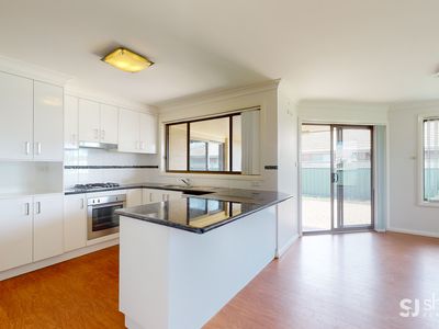 24 Lansdowne Drive, Dubbo