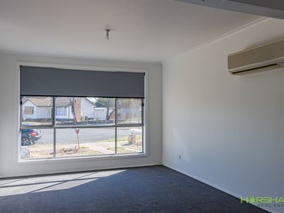 44 Winifred Street, Horsham