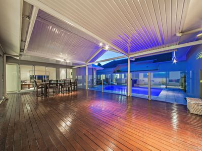 8 Watervale Pde, Wakerley