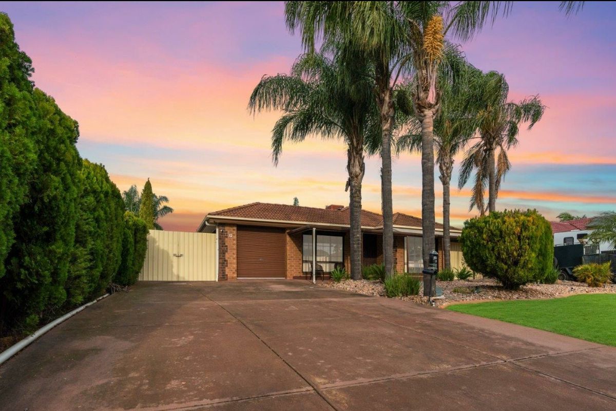 12 Currumbin Avenue, Blakeview