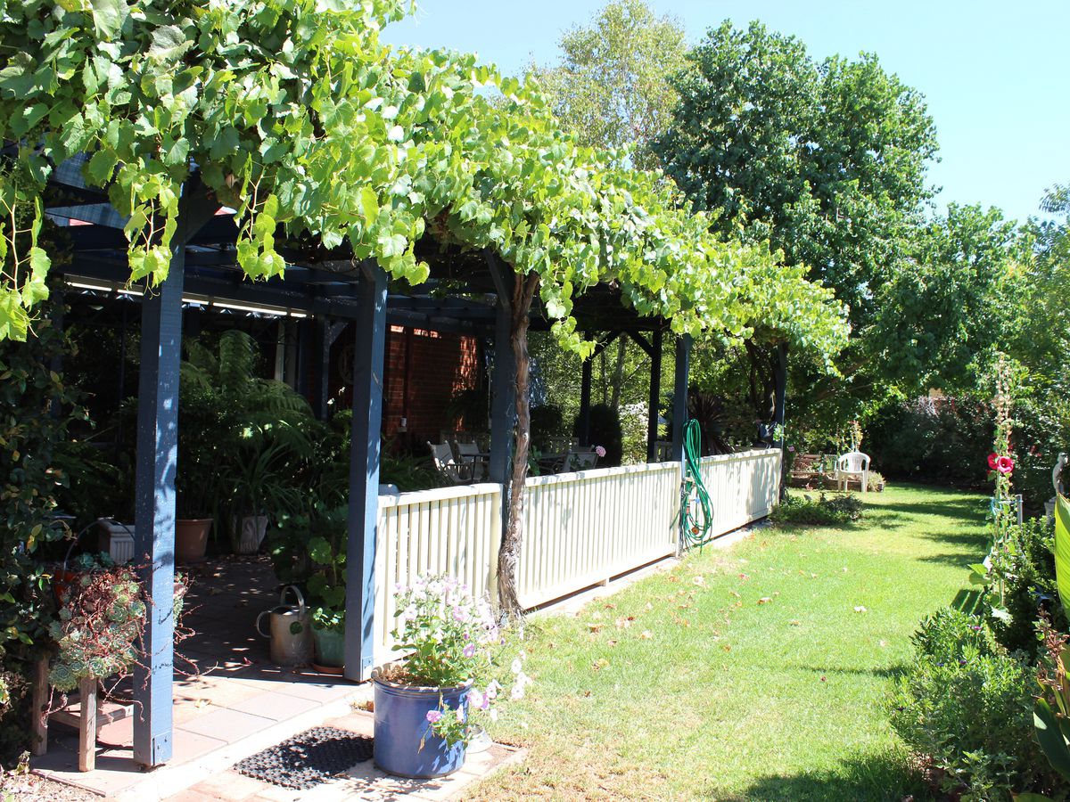 16 Moran Street, Benalla