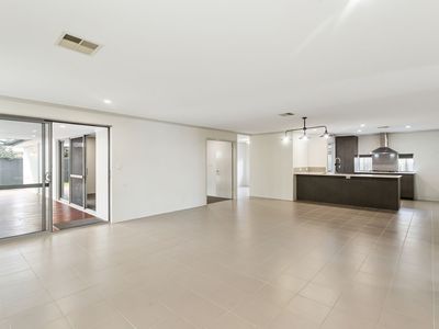 26 Delapre Drive, The Vines