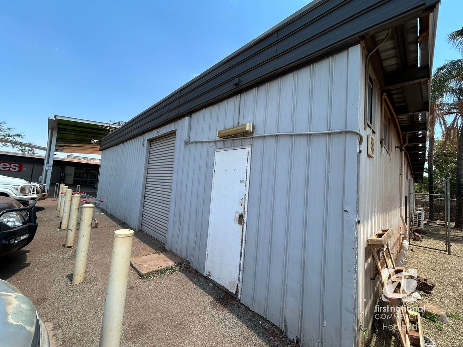 974 Central Road, Tom Price