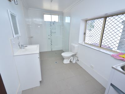 3 Bogan Street, Parkes