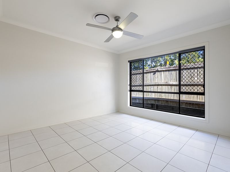 25 Travertine Avenue, Logan Reserve