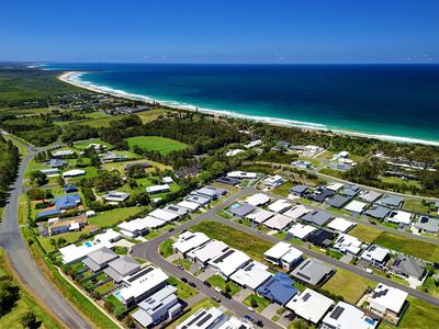 9 Shores Crescent, Diamond Beach