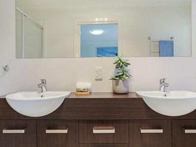 14 The Dress Circle, Tura Beach