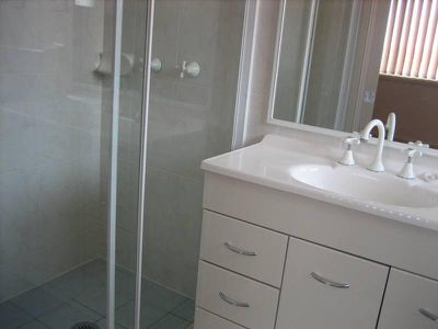 2 Tooma Pl, Flinders