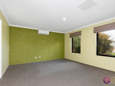 7 Culvers Road, Secret Harbour