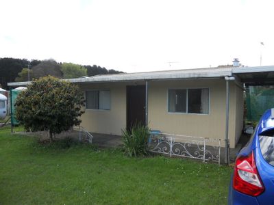 4 Hill Street, Donovans