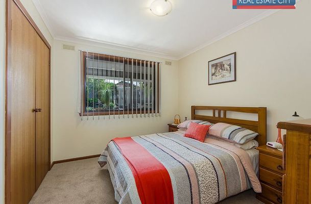 6 Perron Close, Craigieburn