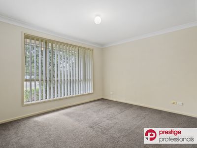 4 Timbara Court, Wattle Grove