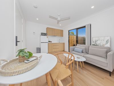 2 / 75 Primrose Parade, Wynnum West