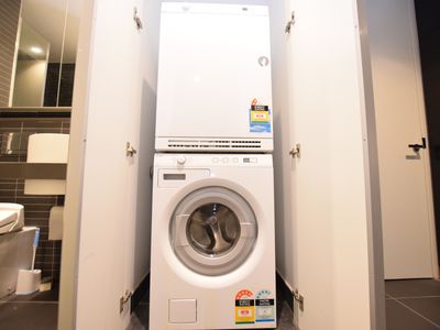 909 / 50 Albert Road, South Melbourne