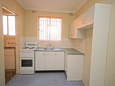 2 / 18 McCourt Street, Wiley Park