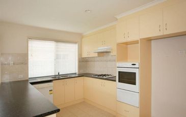 23 Grand Arch Way, Berwick