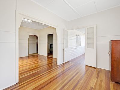 90 Palmerston Street, Gulliver