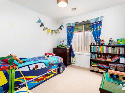 2 / 16 Officer Court, Werribee