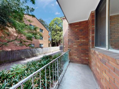 7 / 11 Queens Road, Westmead