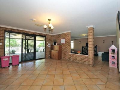 215 Boomerang Road, Oldbury