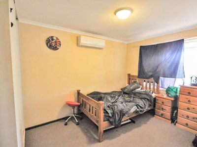 13 Armstrong Way, Newman