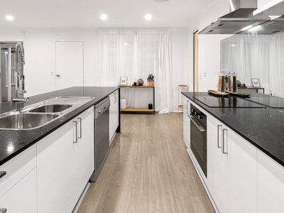 22 Kallista Road, Rochedale South