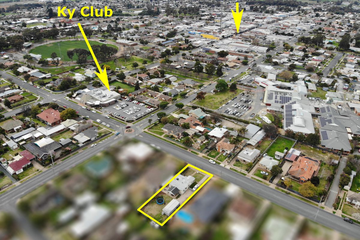 12 Saunders Street, Kyabram