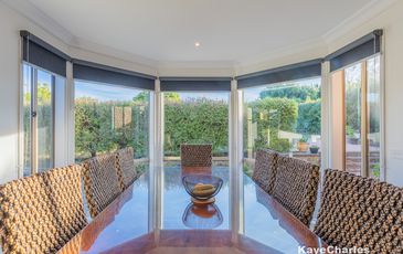 11 Windsor Drive, Beaconsfield