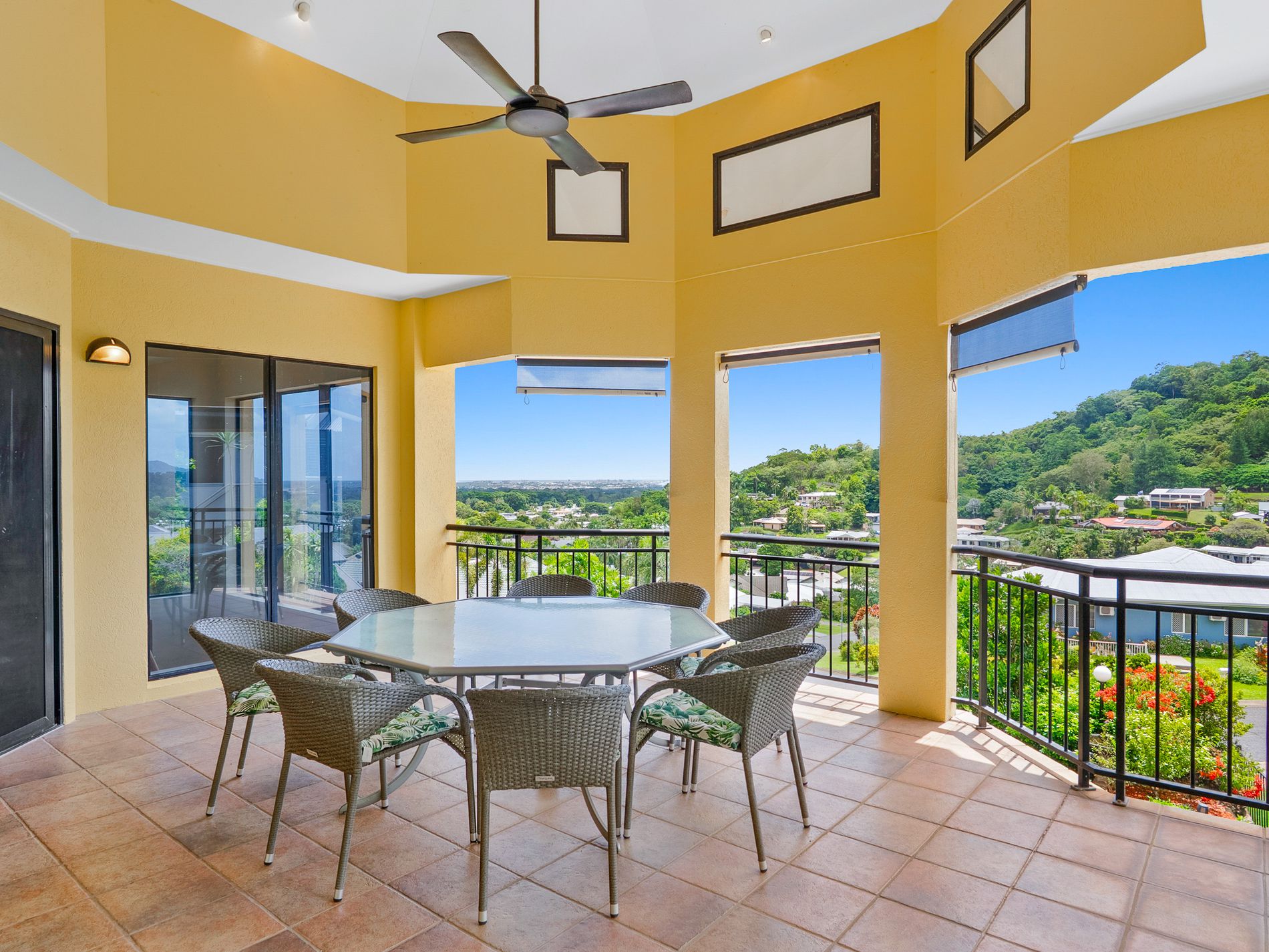 22 Pheasant Street, Bayview Heights