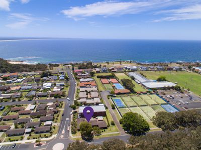 3 / 18 Cross Street, Forster