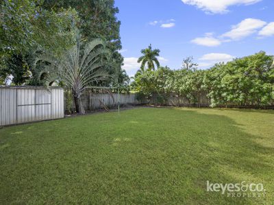 15 Stephanie Street, Rasmussen