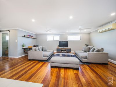 2A Pandora Parade, Noraville