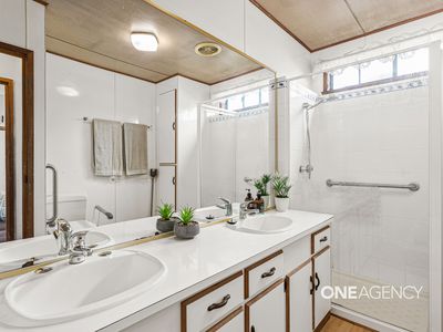 845 / 138 Windang Road, Windang