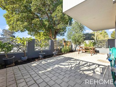 1 / 30 Lovegrove Way, Morley