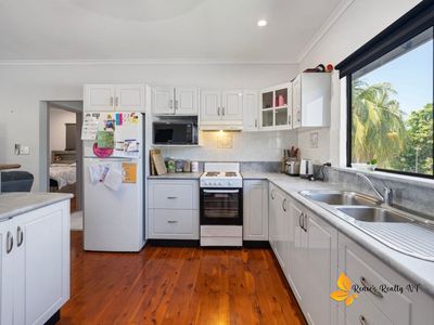 25 Bagshaw Crescent, Gray