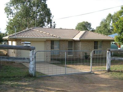 12 Grey Street, Nanango